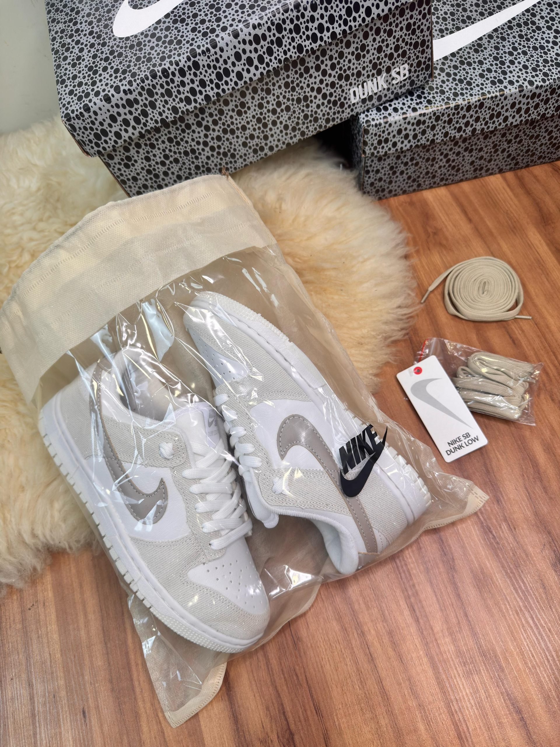 Nike SB Dunk Glitter - Imagem 2