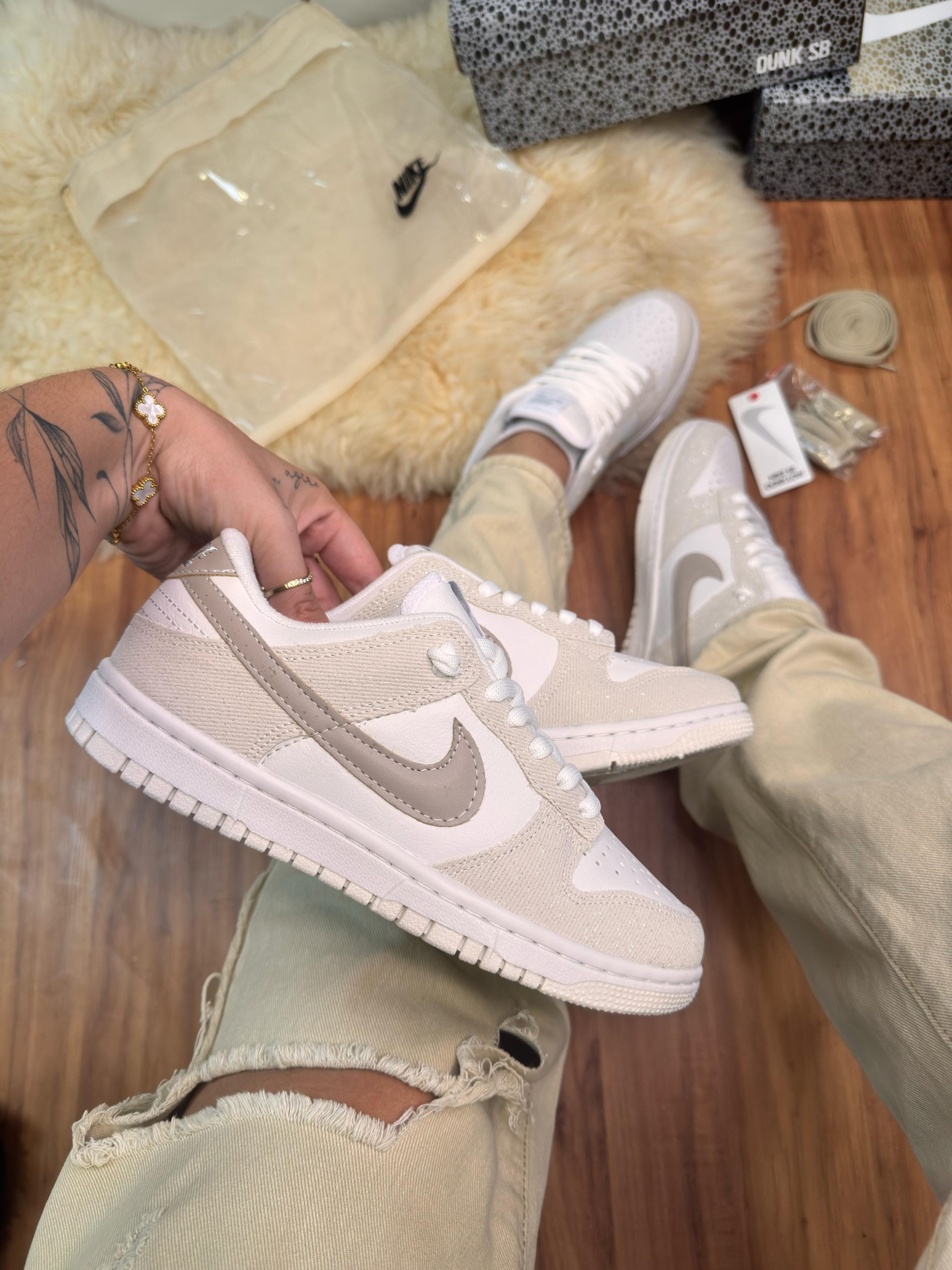 Nike SB Dunk Glitter