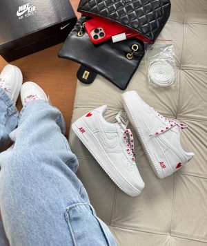 Nike Air Force Love