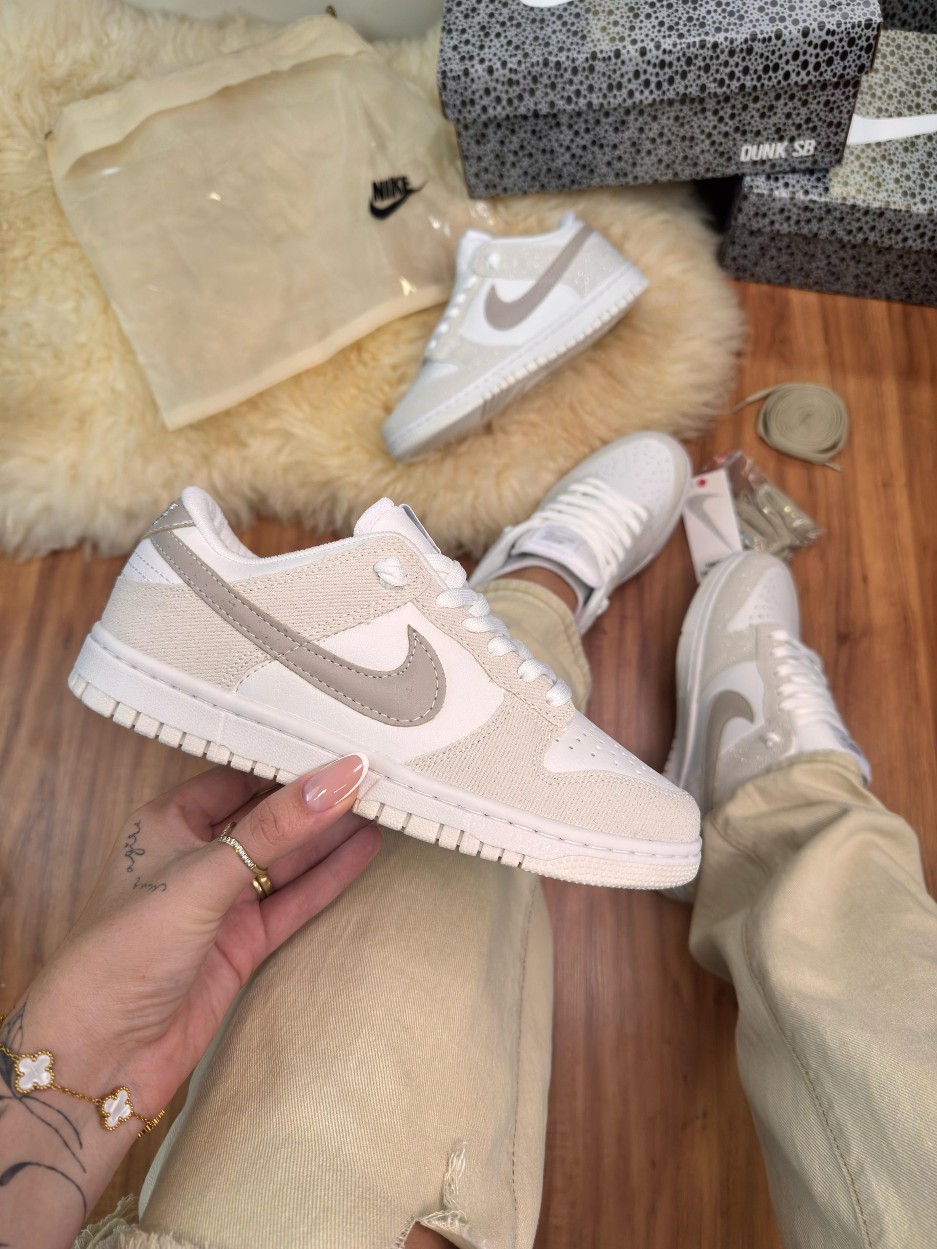 Nike SB Dunk Glitter - Imagem 4