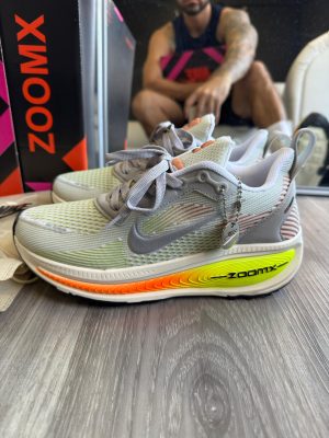Nike Vomero 18