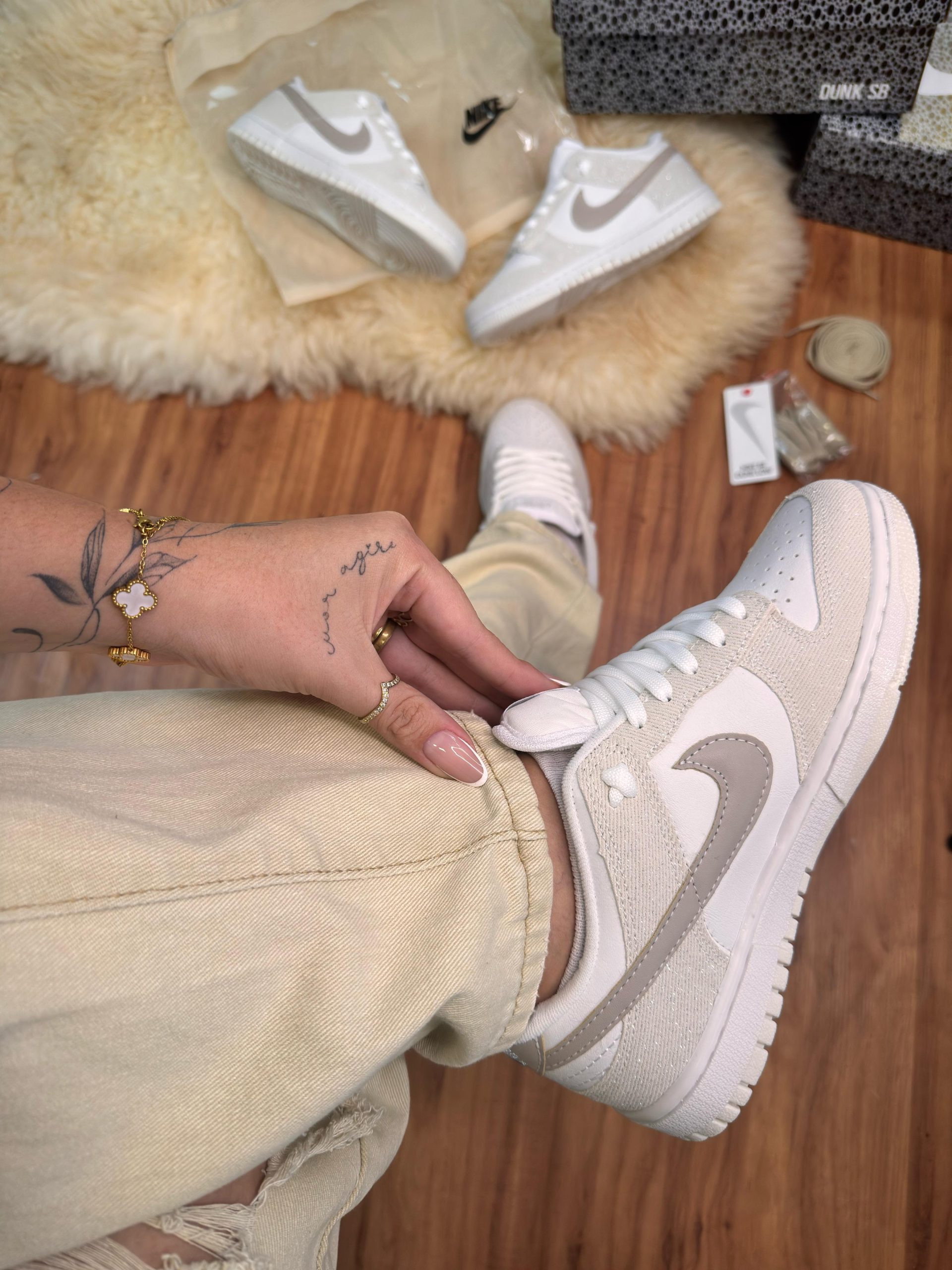 Nike SB Dunk Glitter - Imagem 7